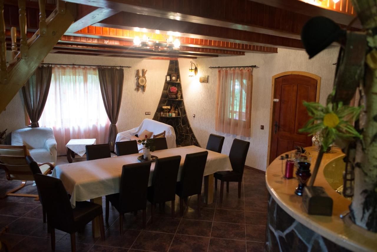 Дома для отпуска Casa de Piatra Strungari-40